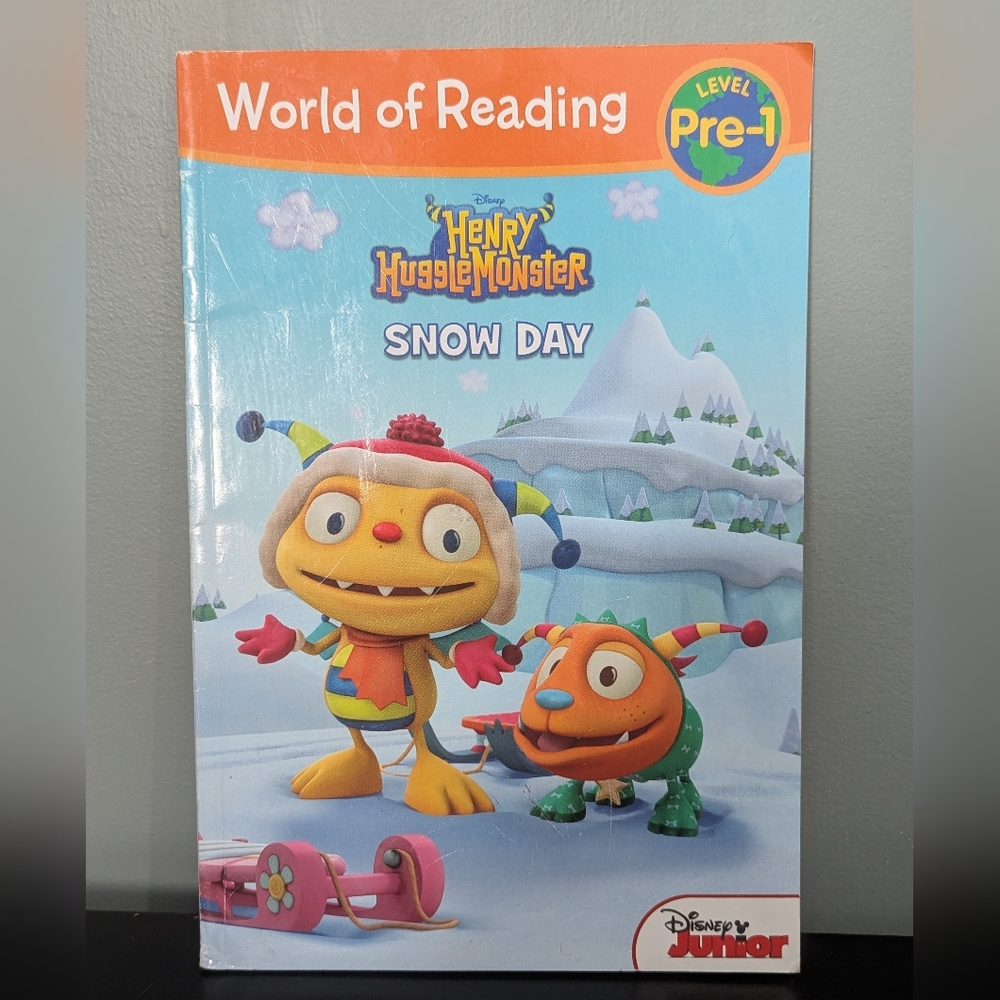 4/$10 📚 Henry Hugglemonster Snow Day Children's Book